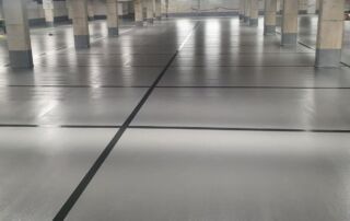 i4